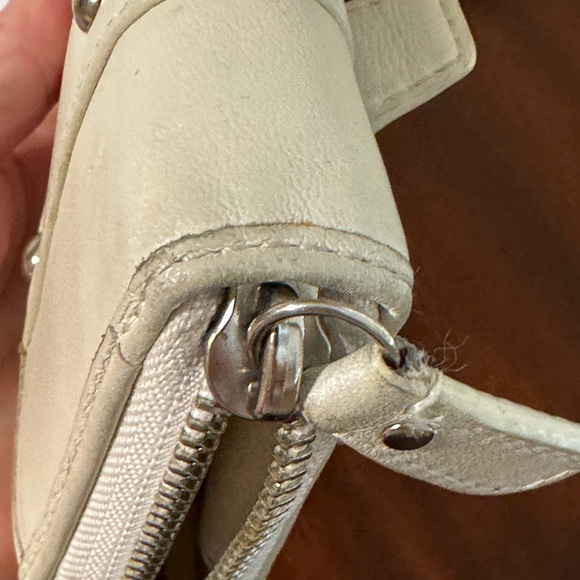 COACH Zoe Double Buckle Zip Around Wallet - Picture 6 of 6